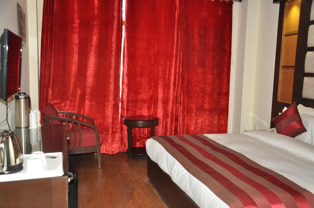 Hotel Southgate Shimla Habitación foto