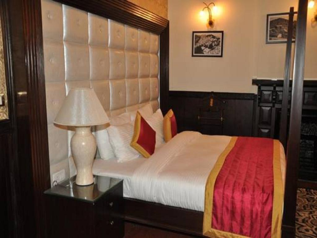 Hotel Southgate Shimla Habitación foto