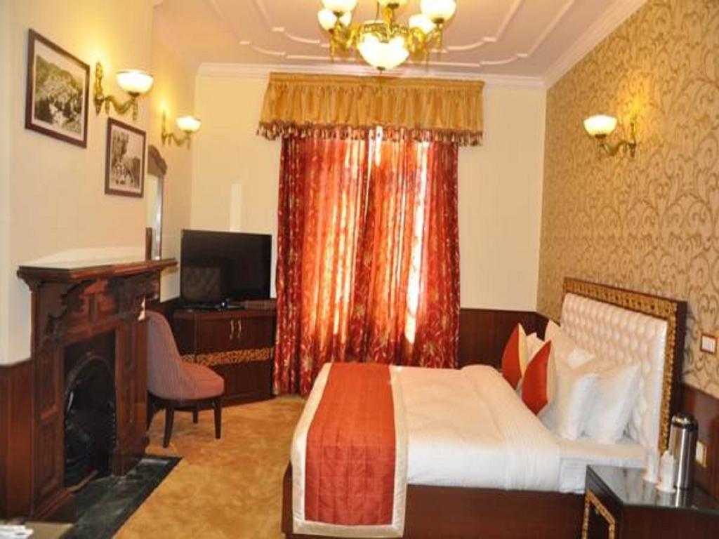 Hotel Southgate Shimla Exterior foto