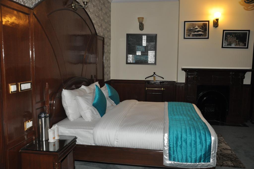 Hotel Southgate Shimla Exterior foto